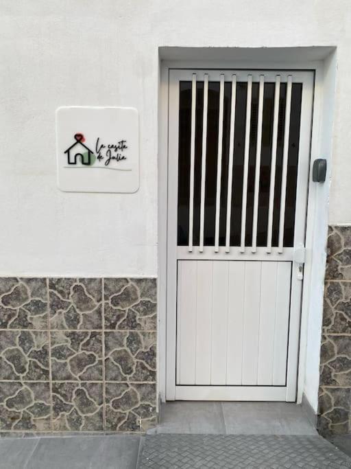 La Casita De Julia Apartment Buzanada
